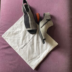 Like New Daniella Lehavi Flats